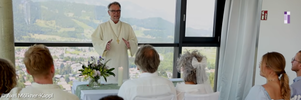 "Einfach heiraten" auf der Skisprungschanze in Oberstdorf